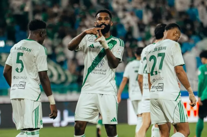 تطور قانوني في قضية فراس البريكان بين الفتح والأهلي