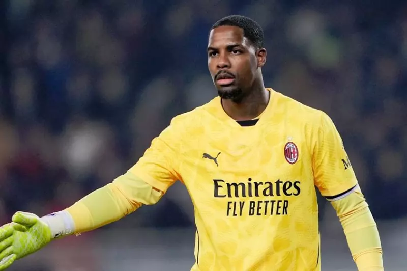 وسط تعثر تجديد عقده.. إنتر ويوفنتوس يستهدفان ماينان